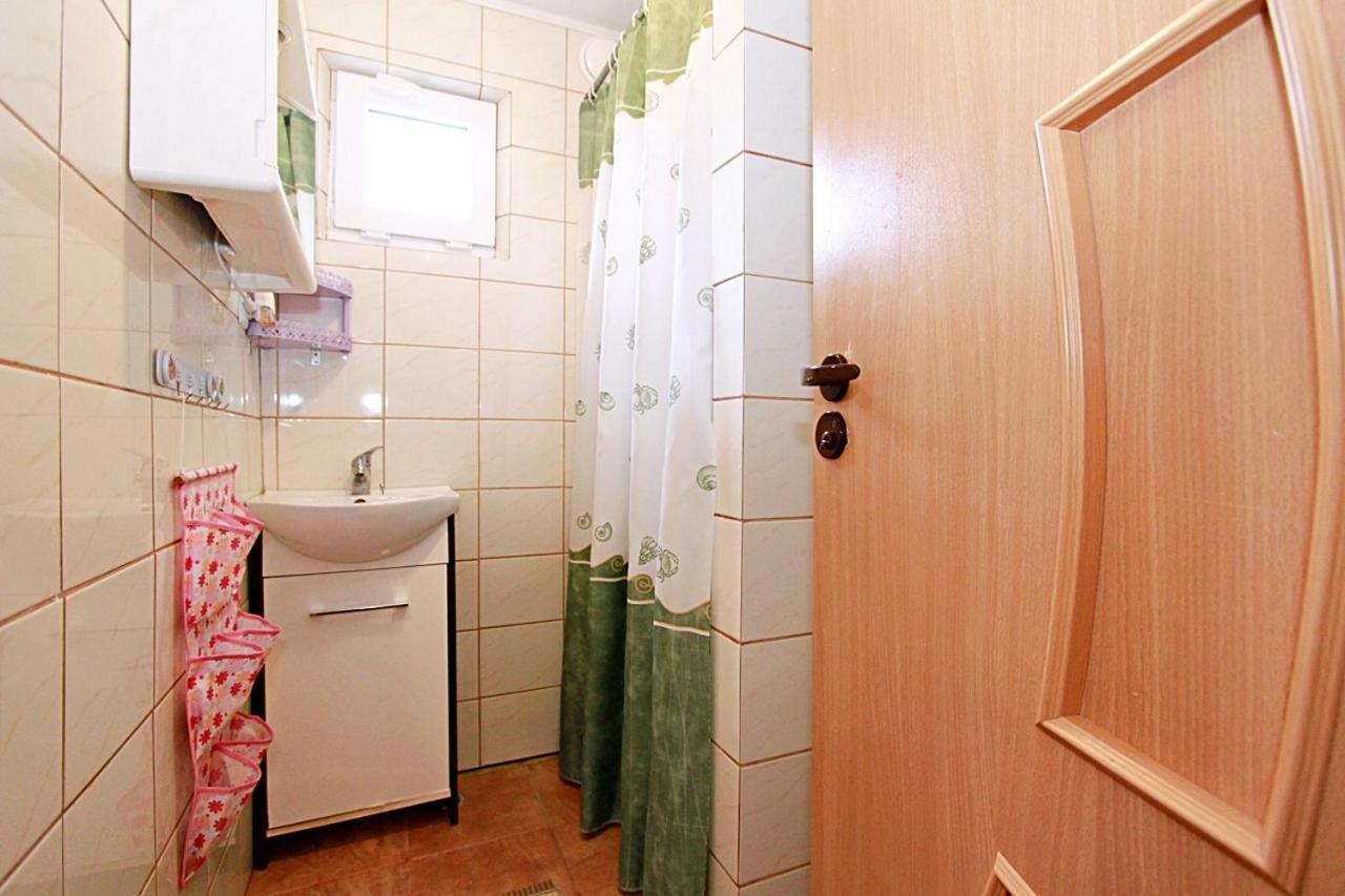 Domki Wczasowe Mazury - Ferienhaus Masuren - Do 12 Osob - Idealny Dla Grup Dluzek Exteriér fotografie