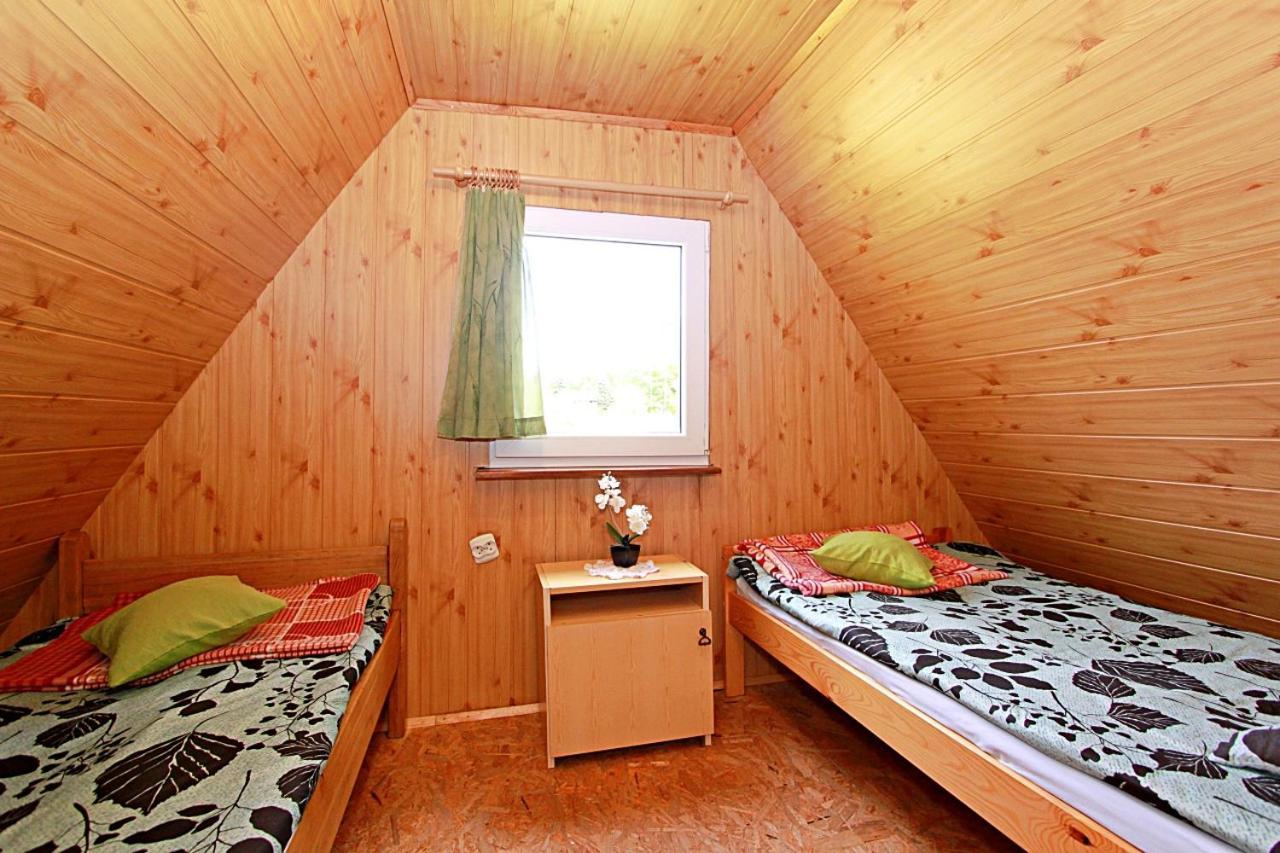 Domki Wczasowe Mazury - Ferienhaus Masuren - Do 12 Osob - Idealny Dla Grup Dluzek Exteriér fotografie