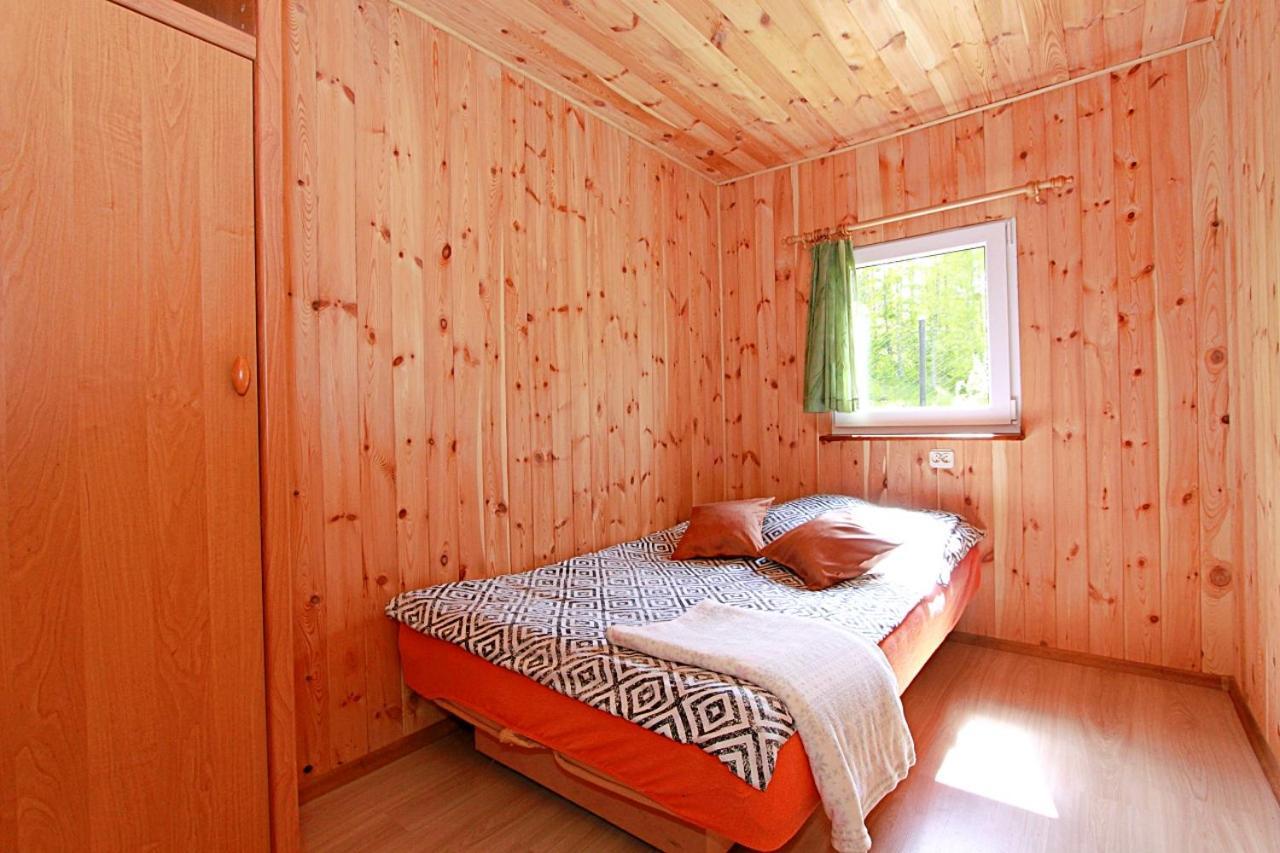 Domki Wczasowe Mazury - Ferienhaus Masuren - Do 12 Osob - Idealny Dla Grup Dluzek Exteriér fotografie