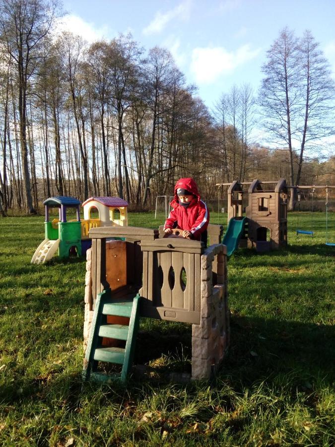 Domki Wczasowe Mazury - Ferienhaus Masuren - Do 12 Osob - Idealny Dla Grup Dluzek Exteriér fotografie
